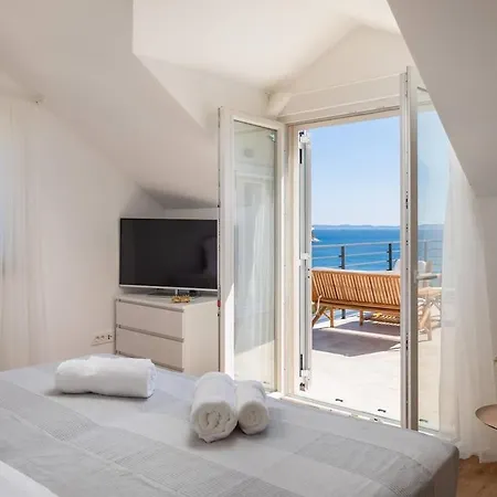 Luxury Seafront Seaview Milna Pool * Milna (Brac)