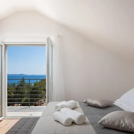 Luxury Seafront Seaview Milna Pool Feriehus *