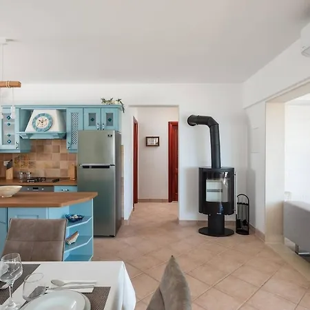 Luxury Seafront Seaview Milna Pool Feriehus